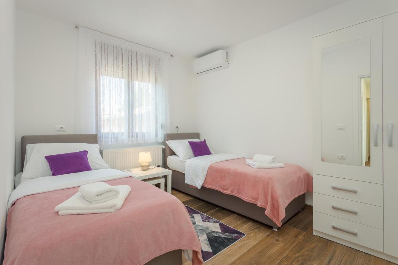 Lumalu Apartamento Galižana Exterior foto
