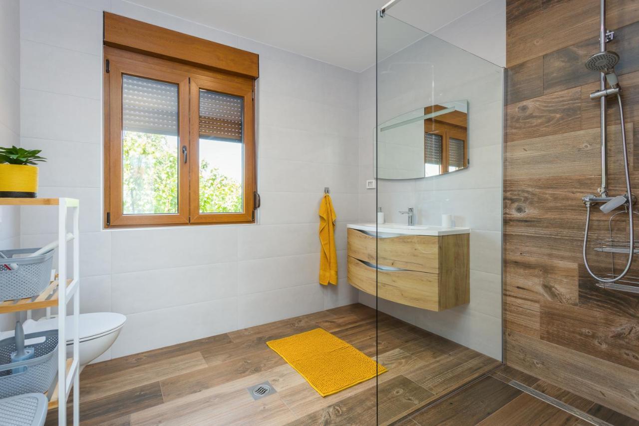 Lumalu Apartamento Galižana Exterior foto